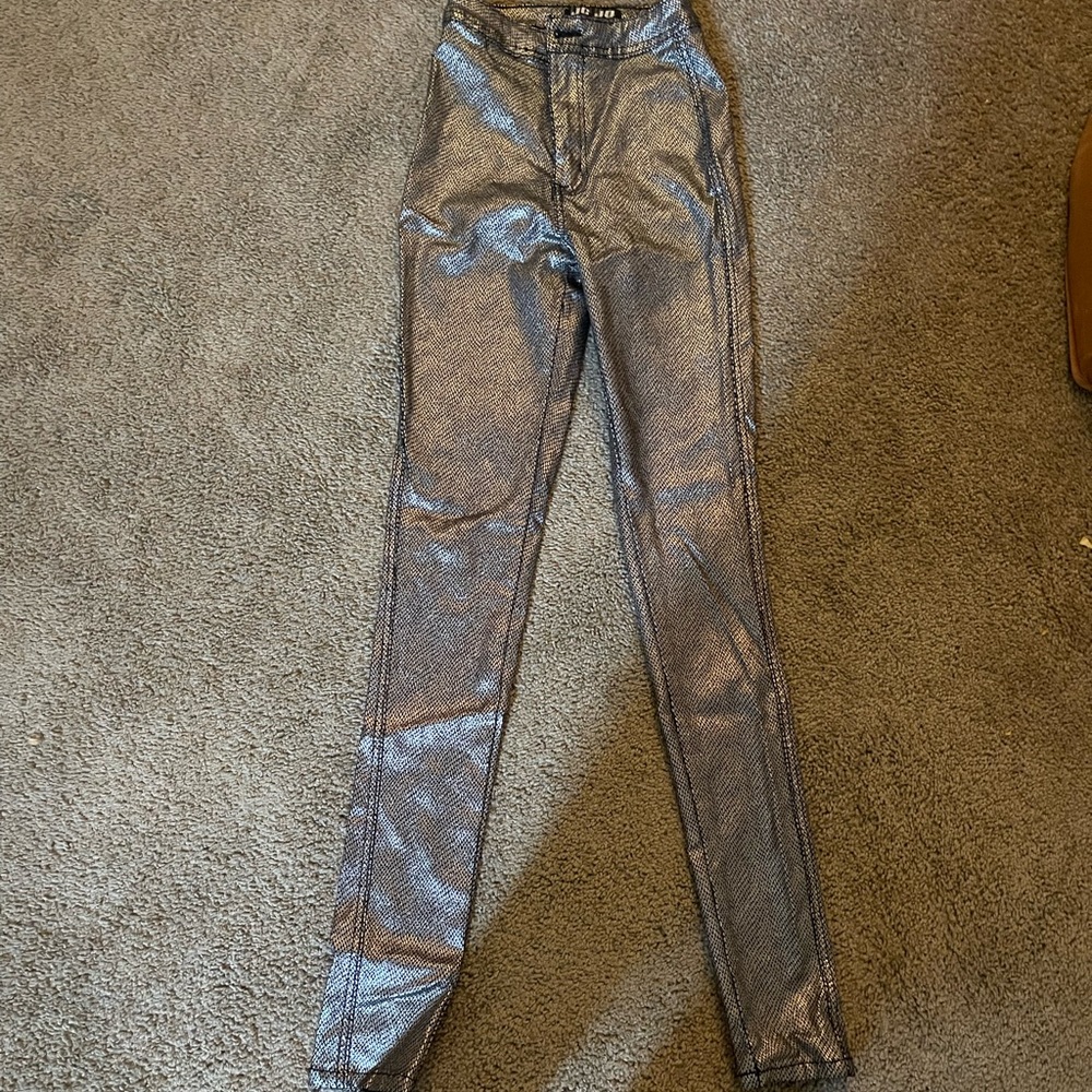 Snake skin skinny legs
